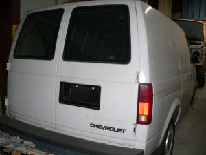 580, 1996 Chevrolet Astro rear doors
